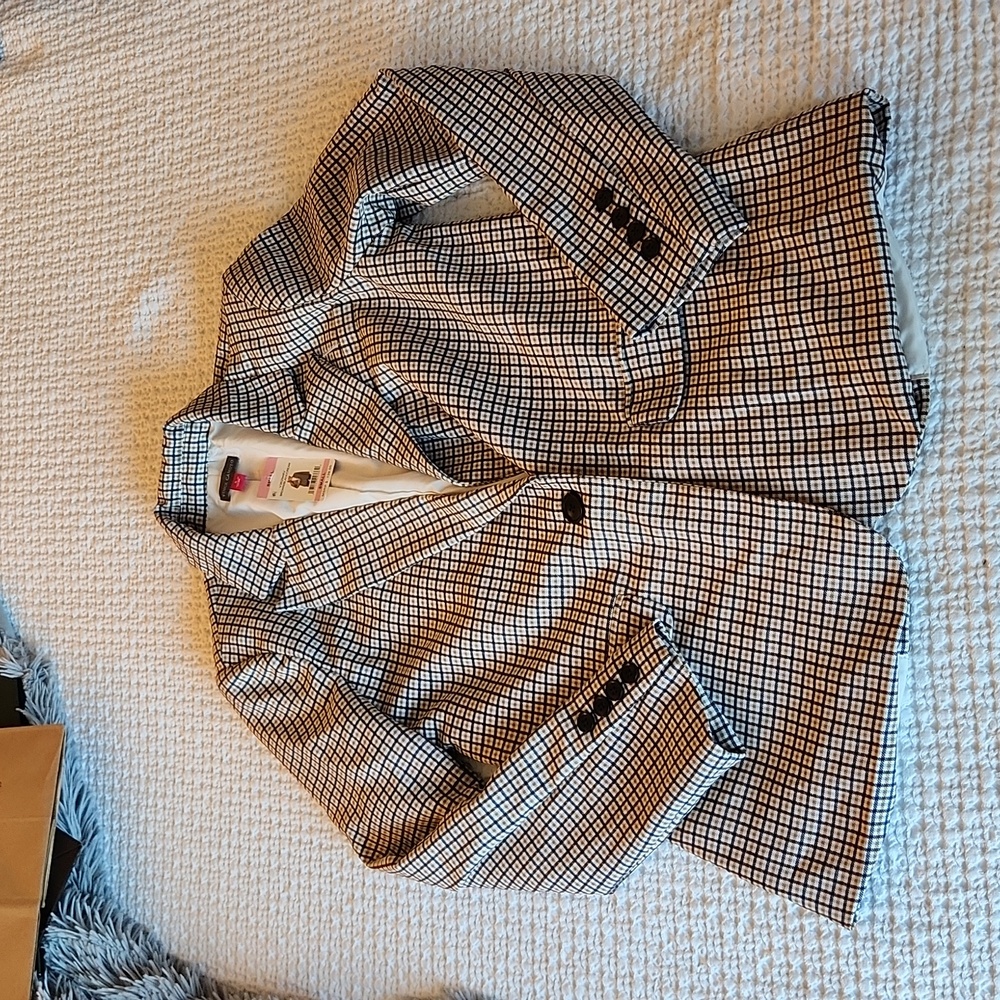 Vince Camuto blazer